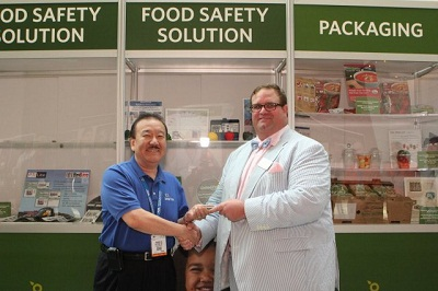 May 7, 2012 DELTATRAK® WINS BEST NEW FOOD SAFETY SOLUTION AWARD AT UNITED FRESH Low Cost, Accurate and Quick Bacteria Screening Kit Allows Users to Test More Often Increasing Success Rate of Catching Bacterial Contamination     PLEASANTON, Calif., May 7, 2012 — DeltaTRAK®, a leading innovator of cold chain, environment monitoring and food safety management solutions today announced its […]